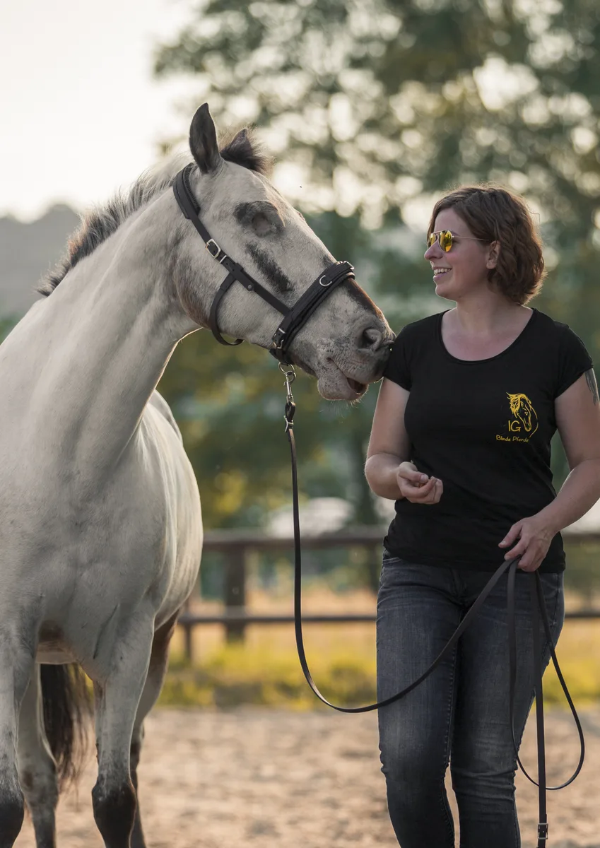 Christiane Weiser mit Pepper